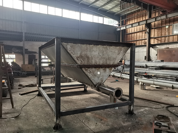 �Zʳ����ݔ�͙C